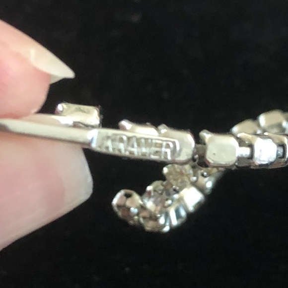 Vintage Kramer Silver Diamond Sparkly Necklace Pear Shaped Main Stone - Picture 10 of 12